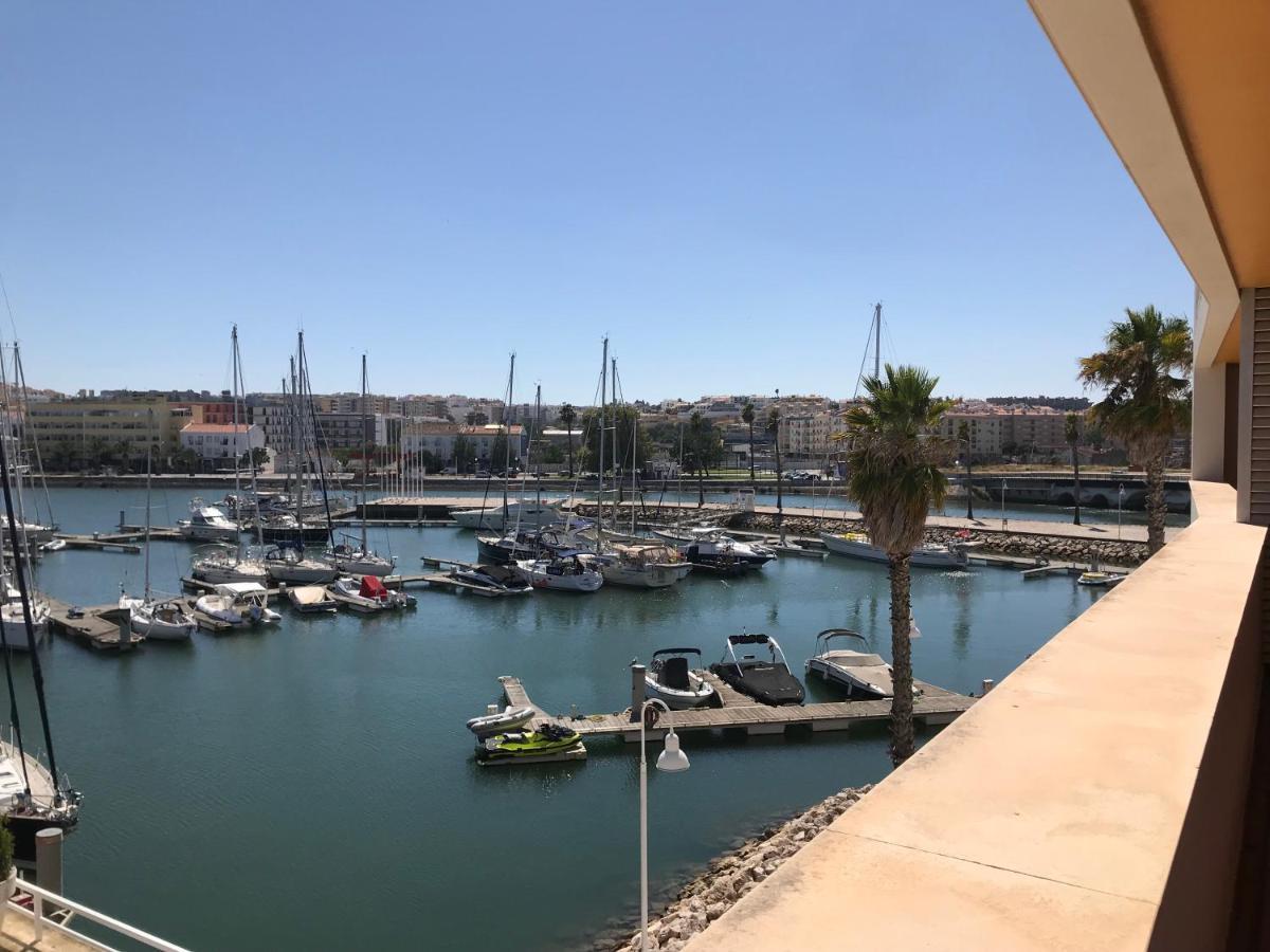 Marina Starboard Apartment, Lagos Bagian luar foto