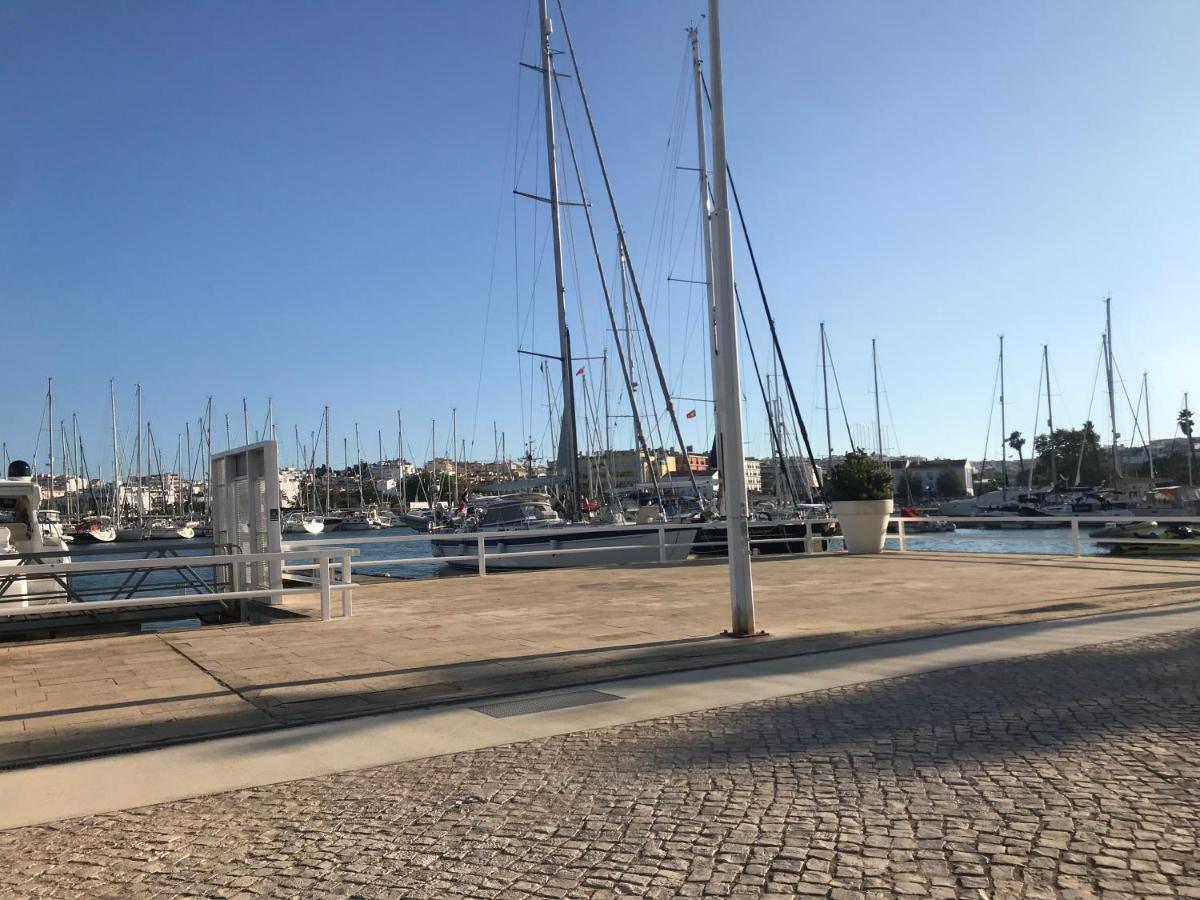 Marina Starboard Apartment, Lagos Bagian luar foto